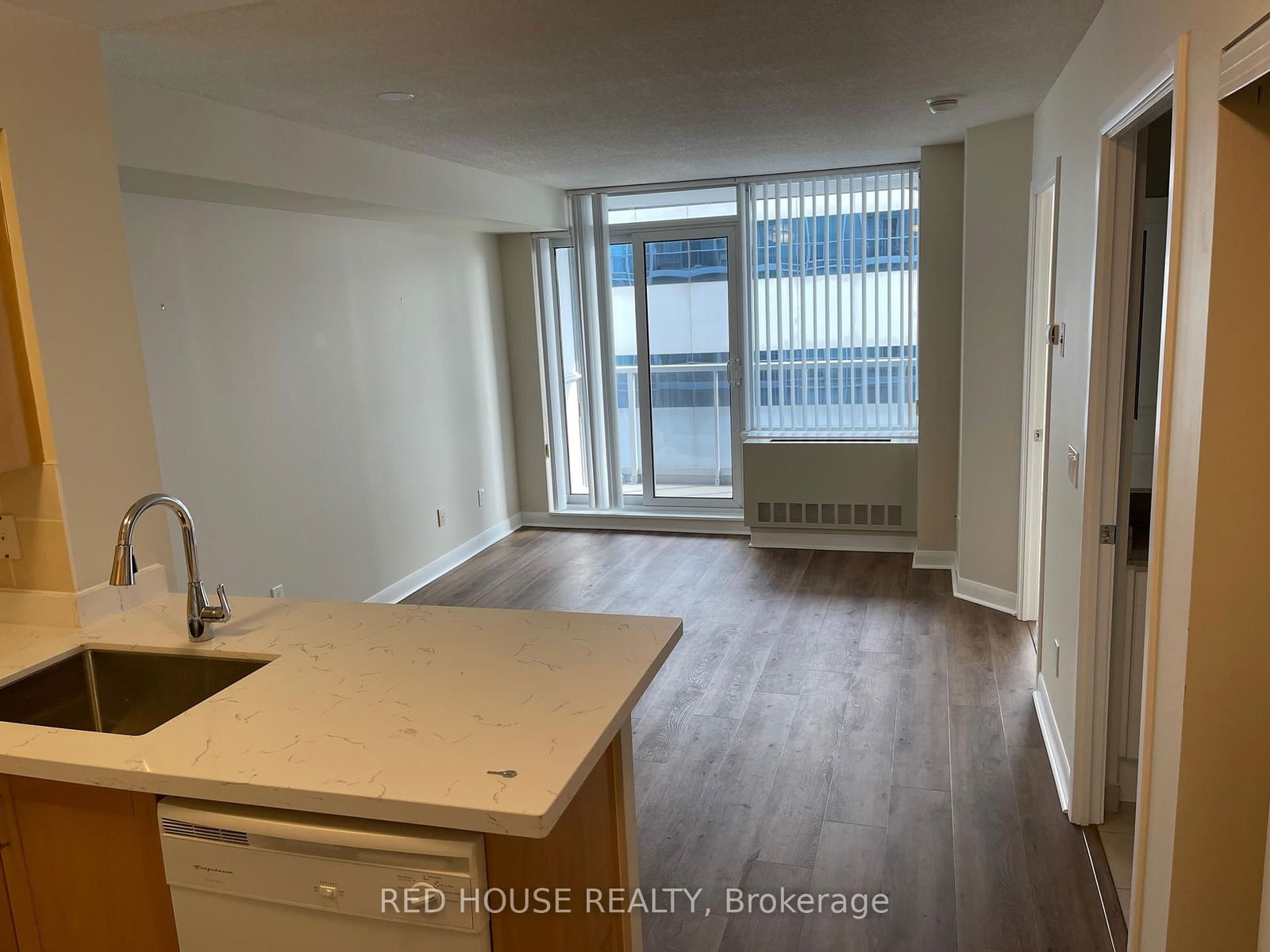 4968 Yonge St, unit 3512 for rent