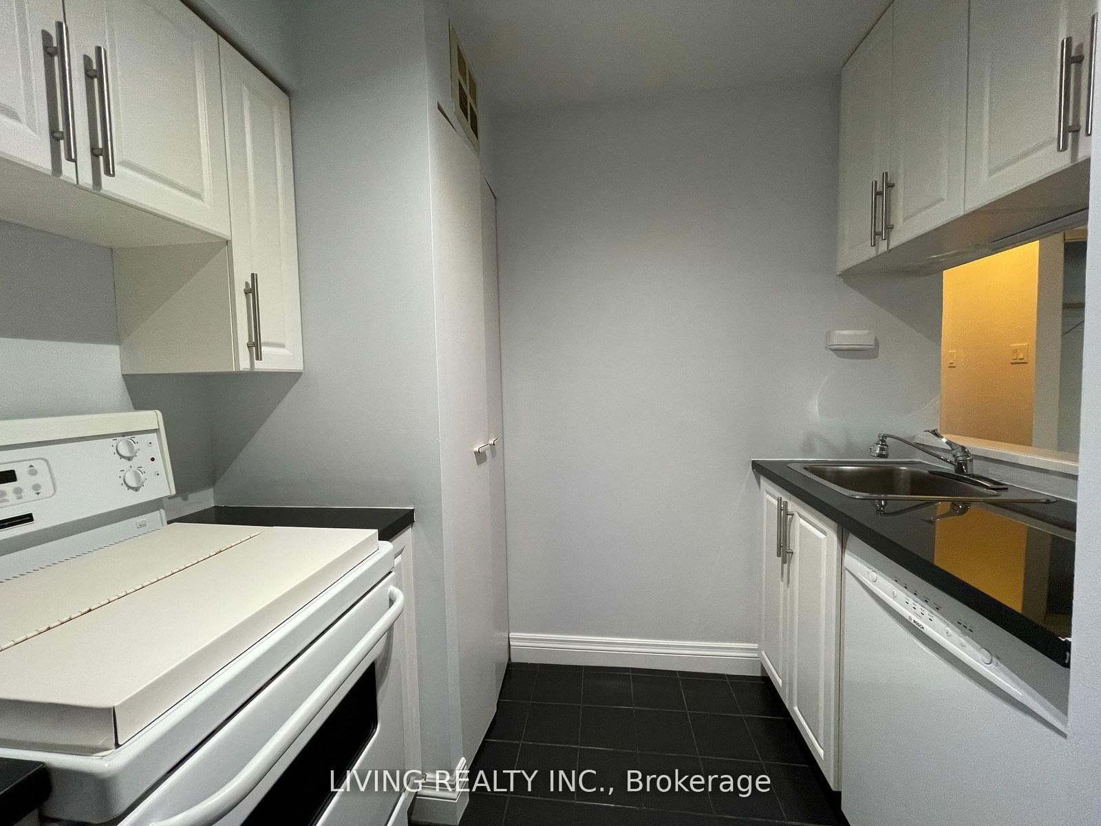 1055 Bay St, unit 2216 for rent