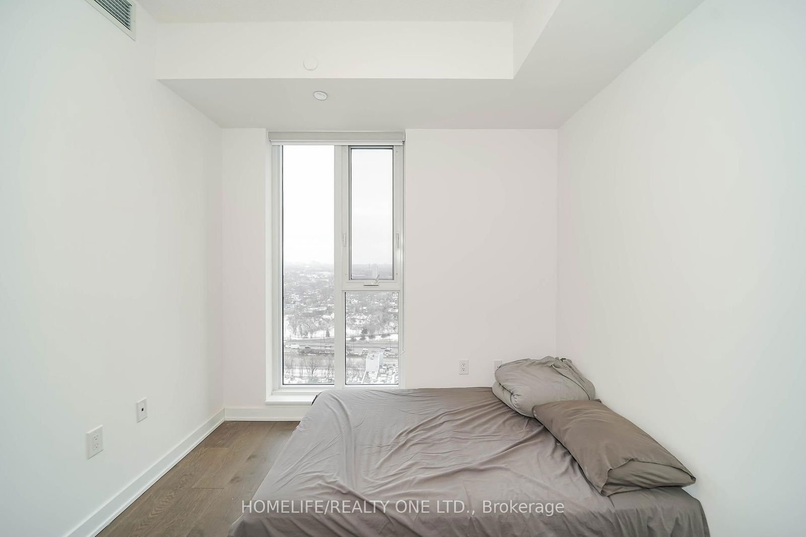 130 River St, unit 2002 for sale