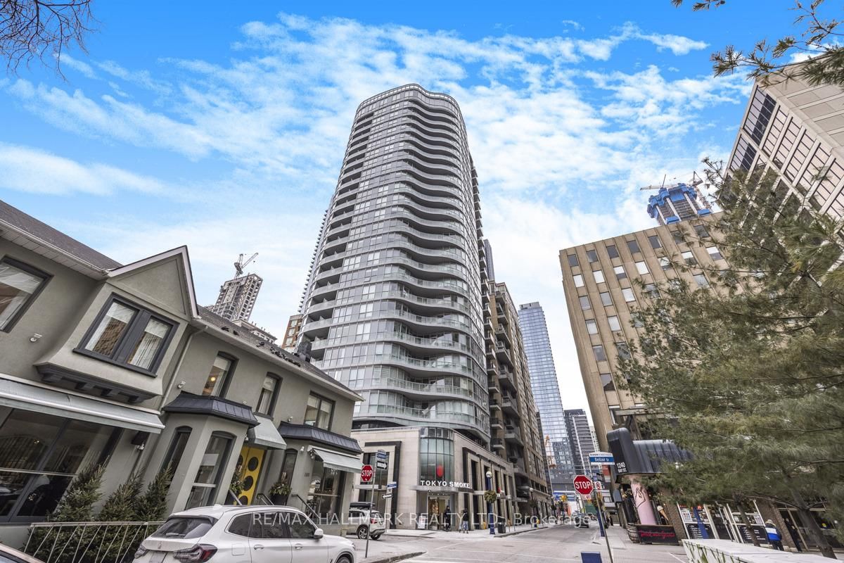 88 Cumberland St, unit 908 for sale