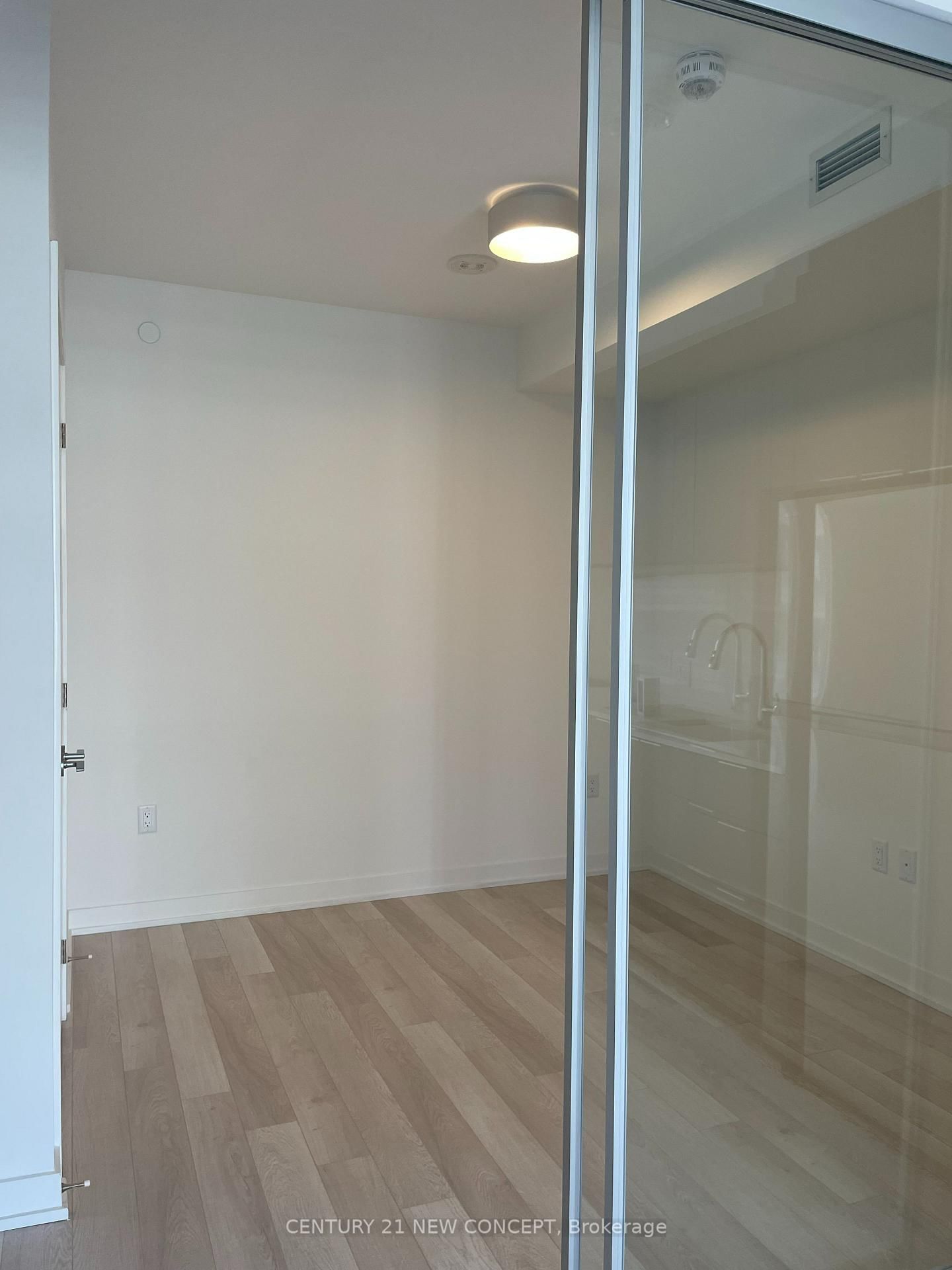 357 King St W, unit 2904 for rent