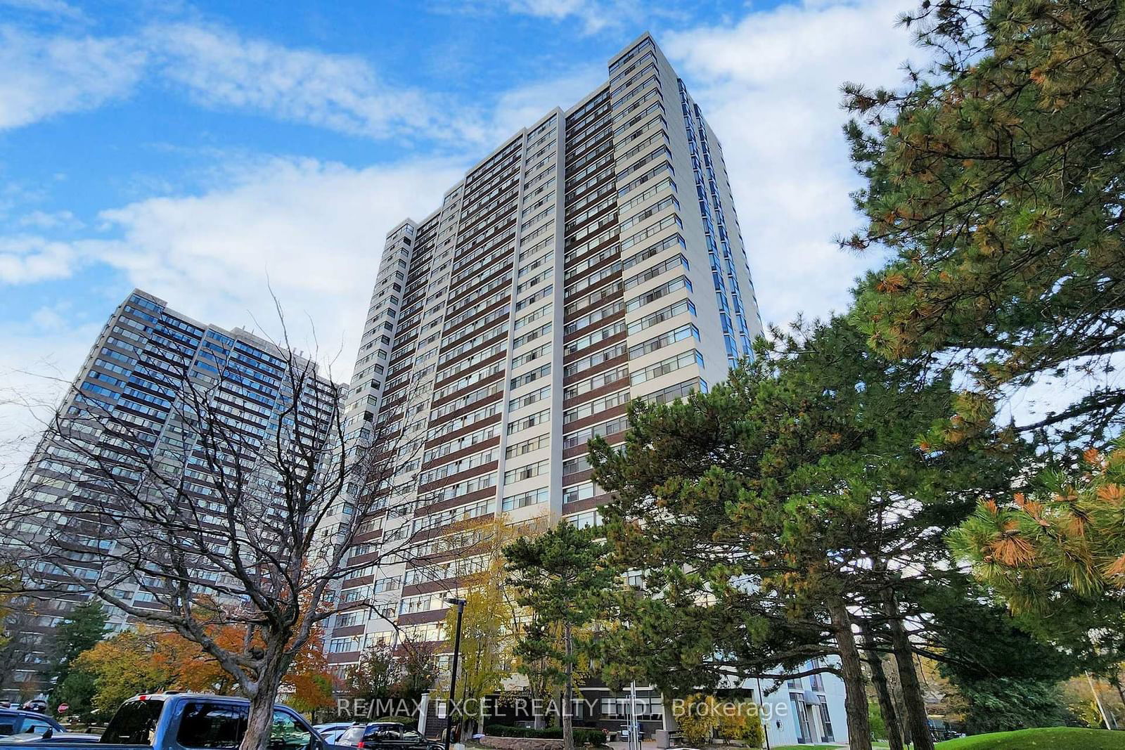 Antibes Court Condos, North York, Toronto