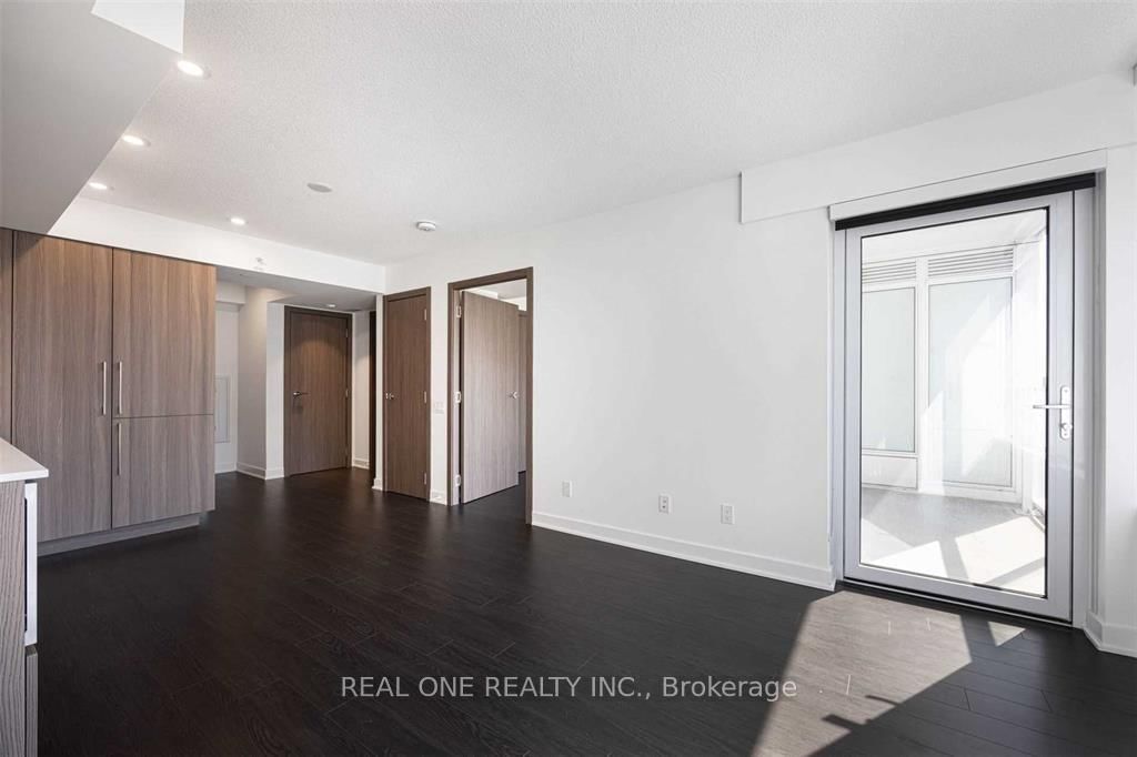 19 Bathurst St, unit 615 for rent