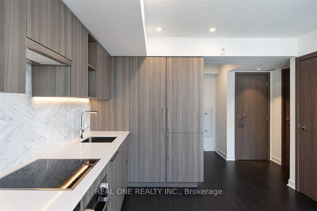 19 Bathurst St, unit 615 for rent