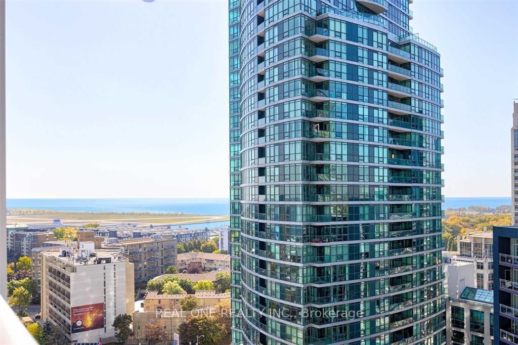 19 Bathurst St, unit 615 for rent