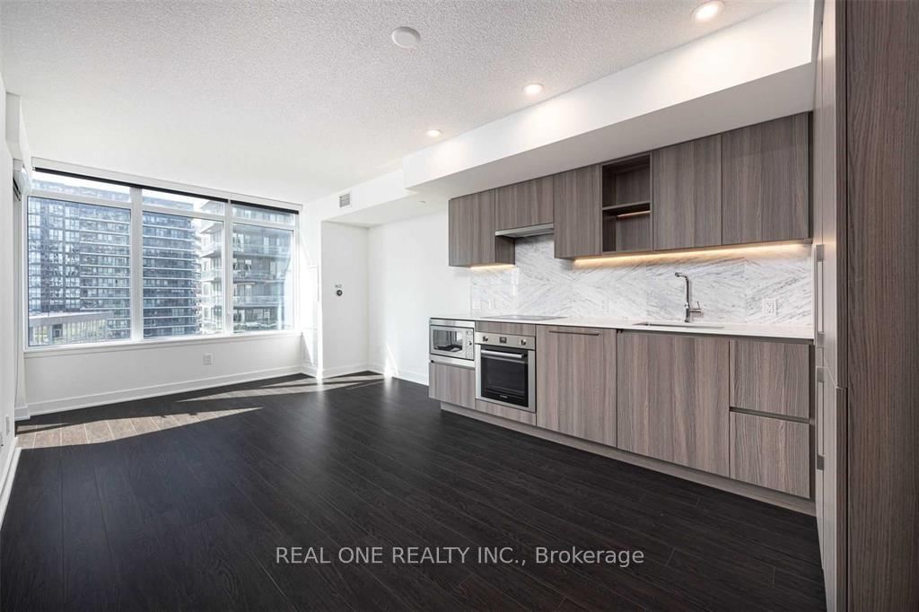 19 Bathurst St, unit 615 for rent