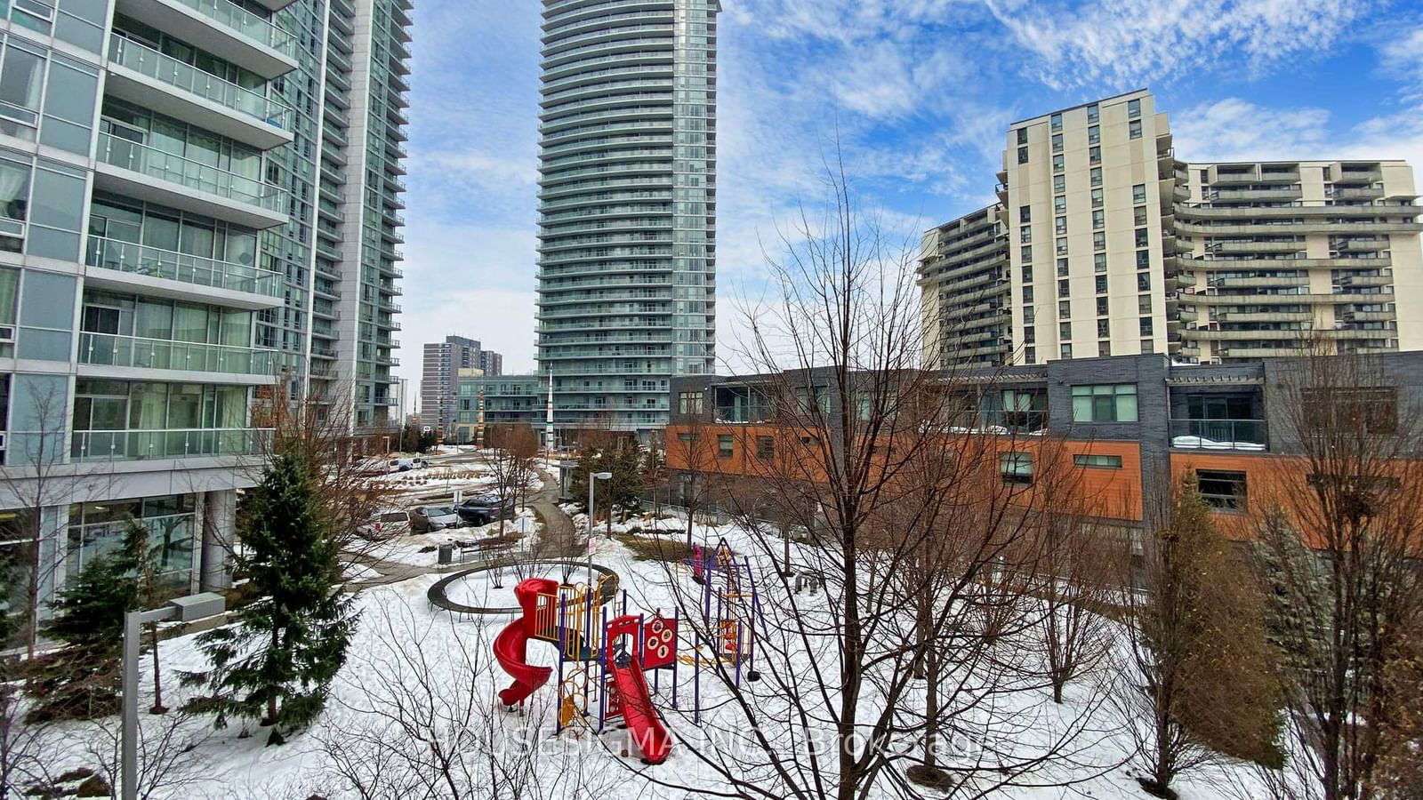 62 Forest Manor Rd, unit 206 for sale