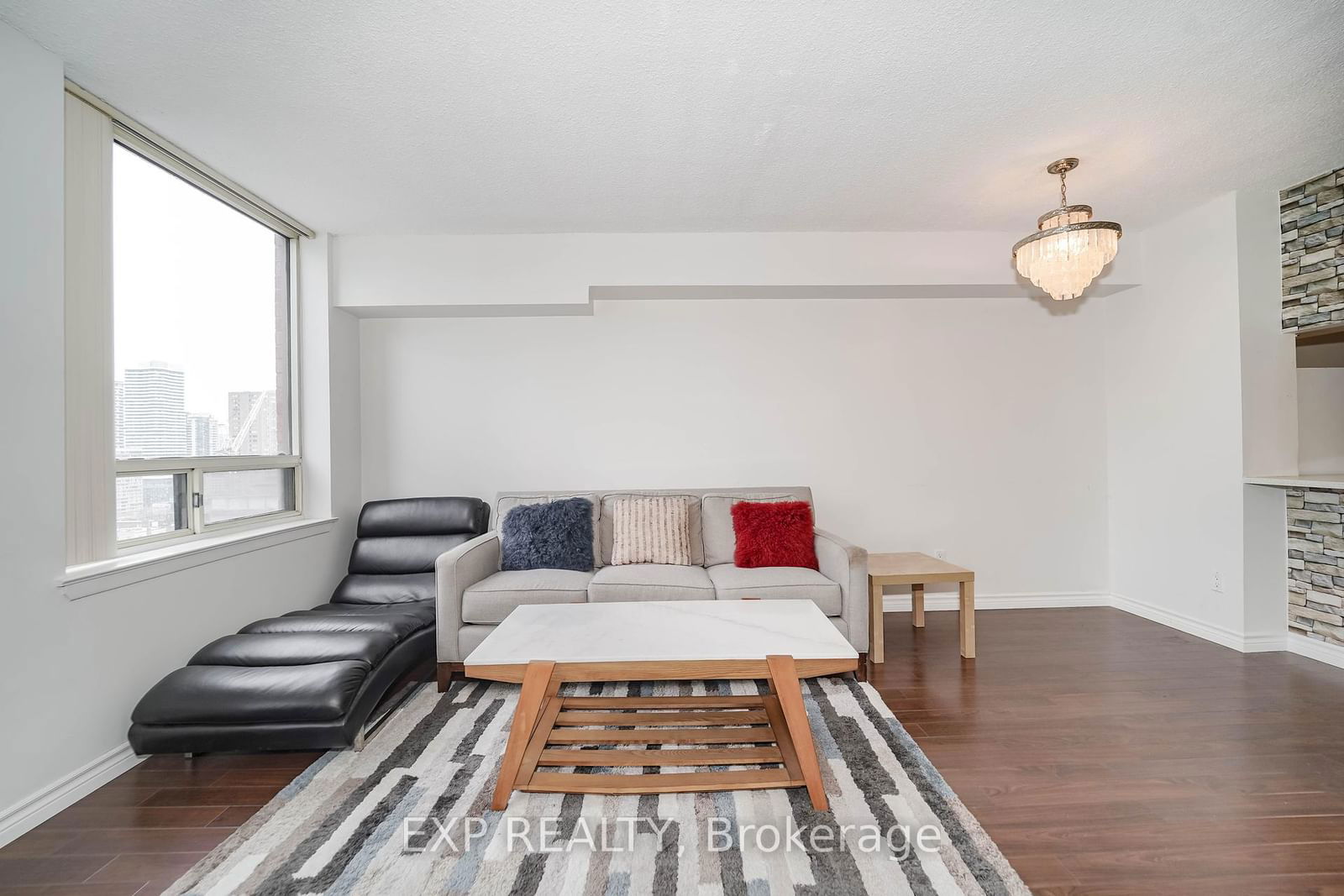 633 Bay St, unit 2322 for sale