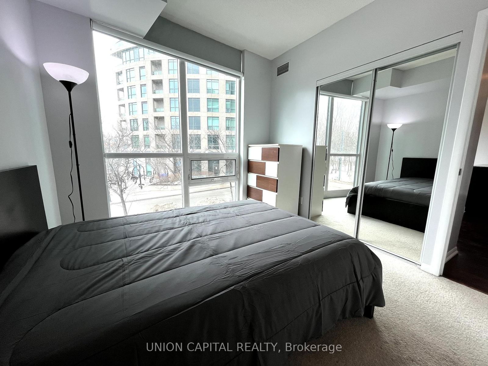 215 Fort York Blvd, unit 210 for rent