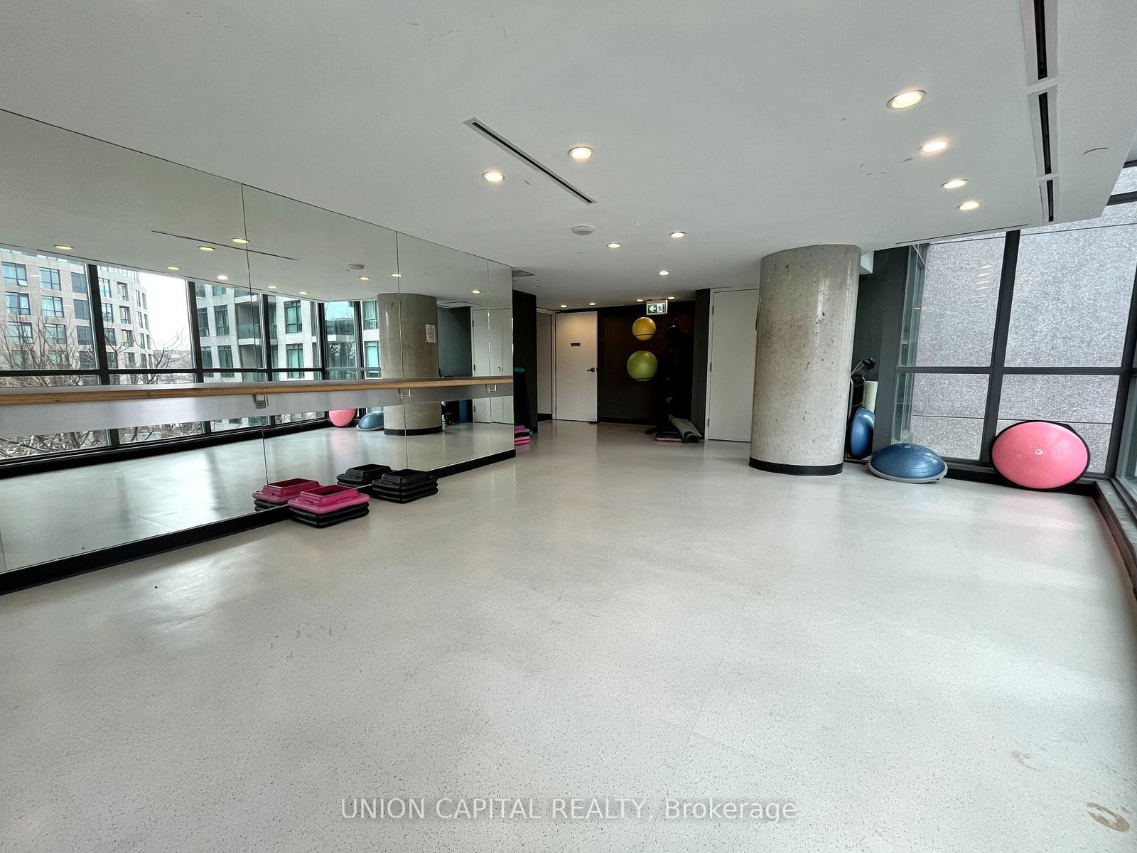 215 Fort York Blvd, unit 210 for rent