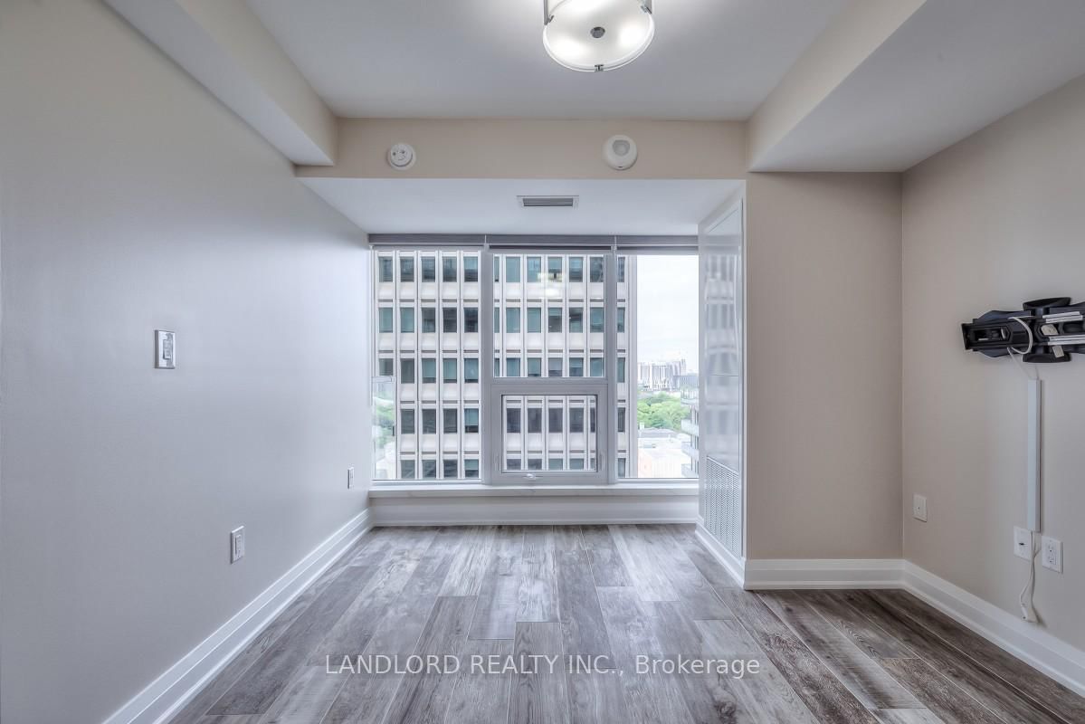 955 Bay St, unit 1814 for rent