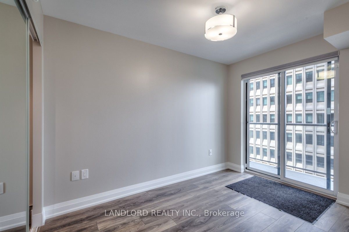 955 Bay St, unit 1814 for rent