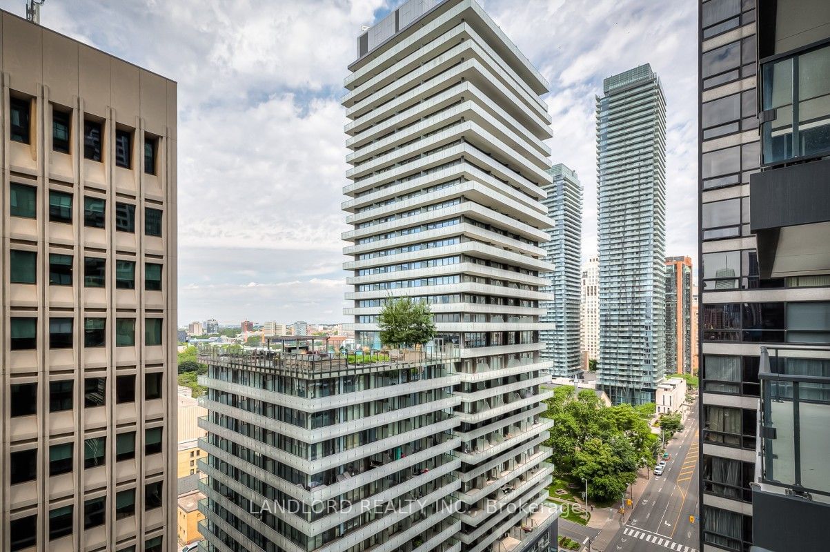 955 Bay St, unit 1814 for rent