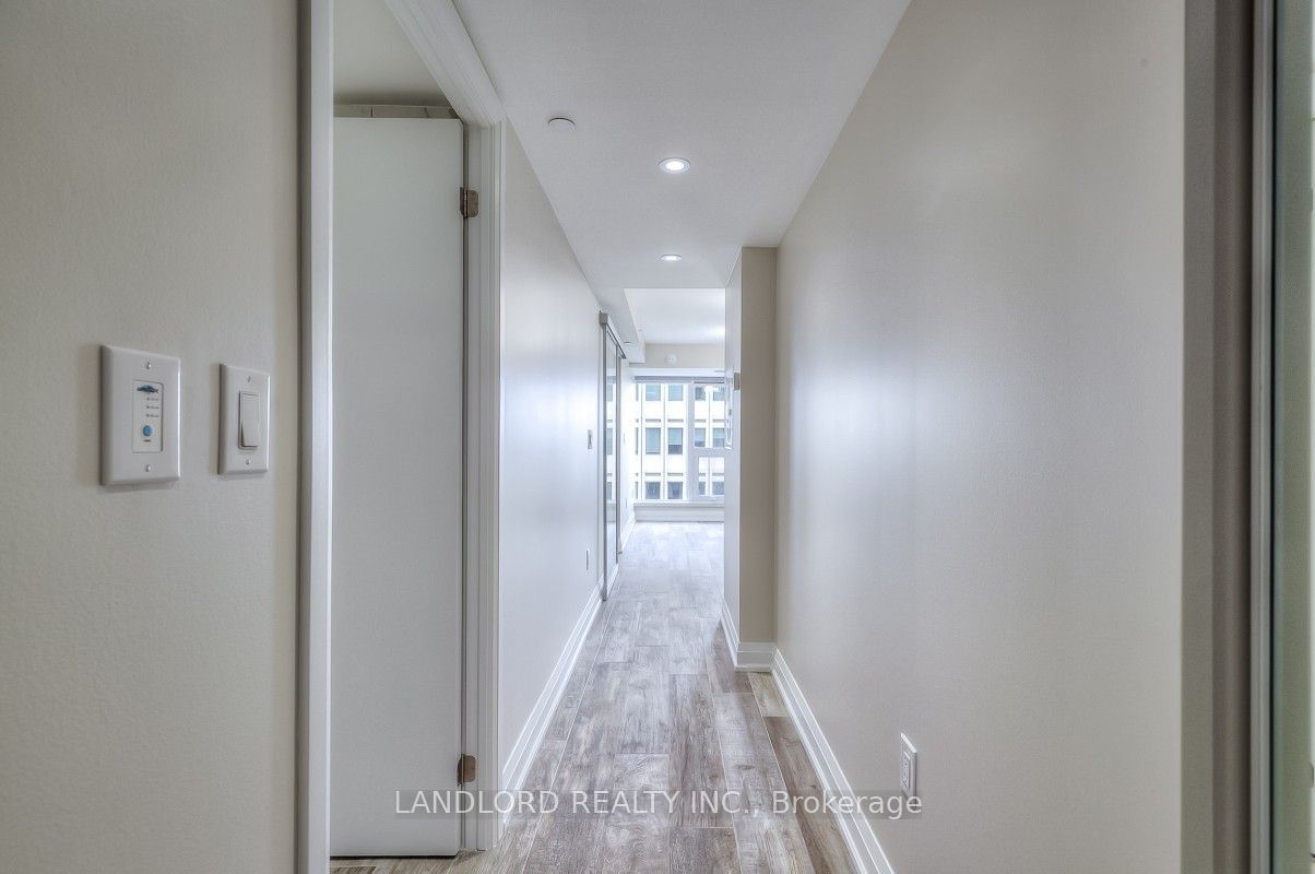 955 Bay St, unit 1814 for rent