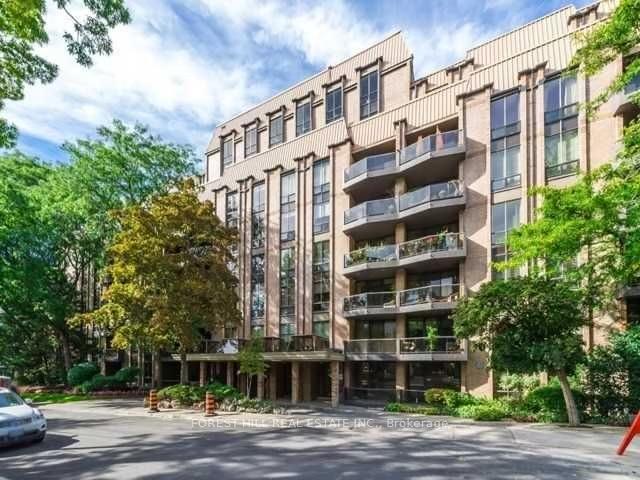 350 Lonsdale Rd, unit 402 for sale