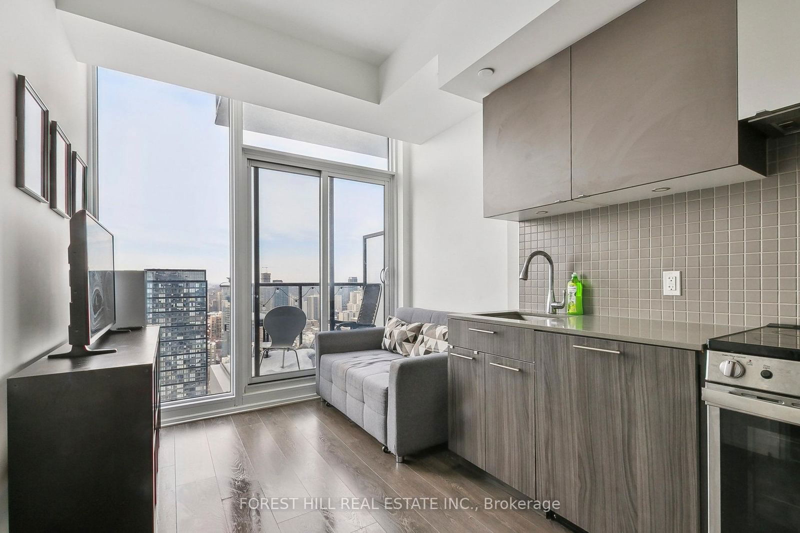 251 Jarvis St, unit PH12 for sale