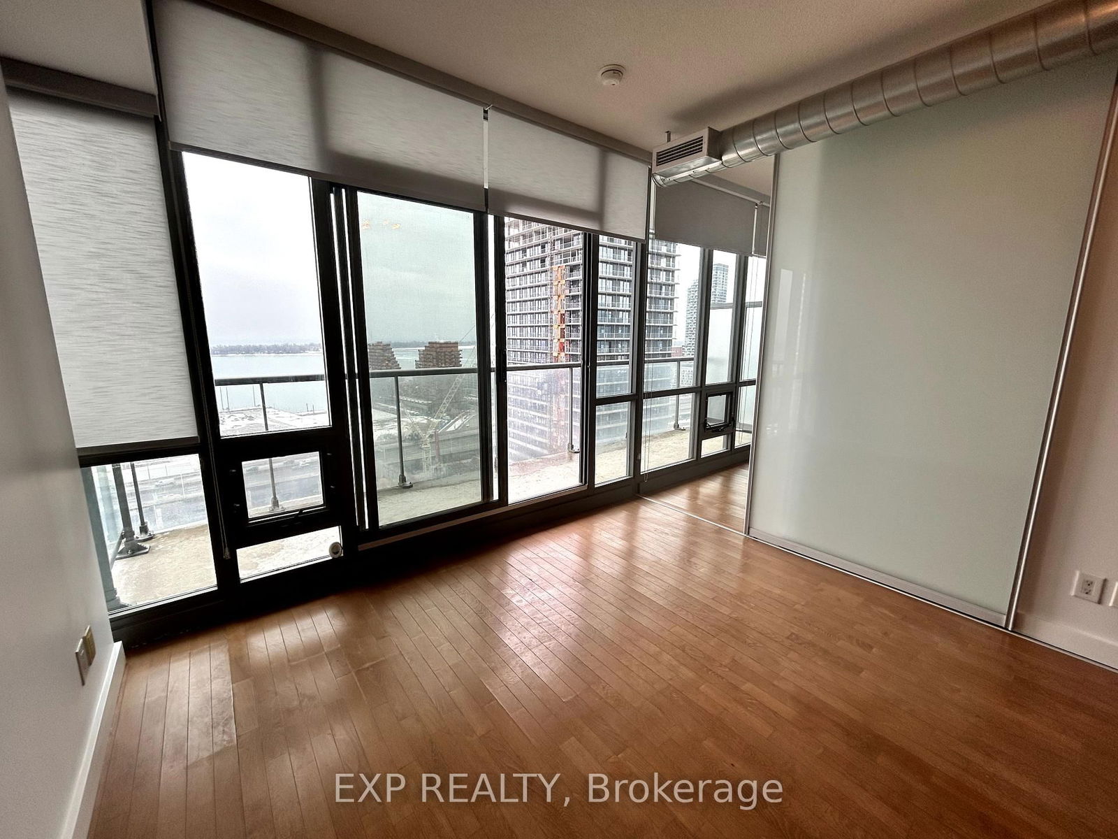 33 Mill St, unit 2305 for rent