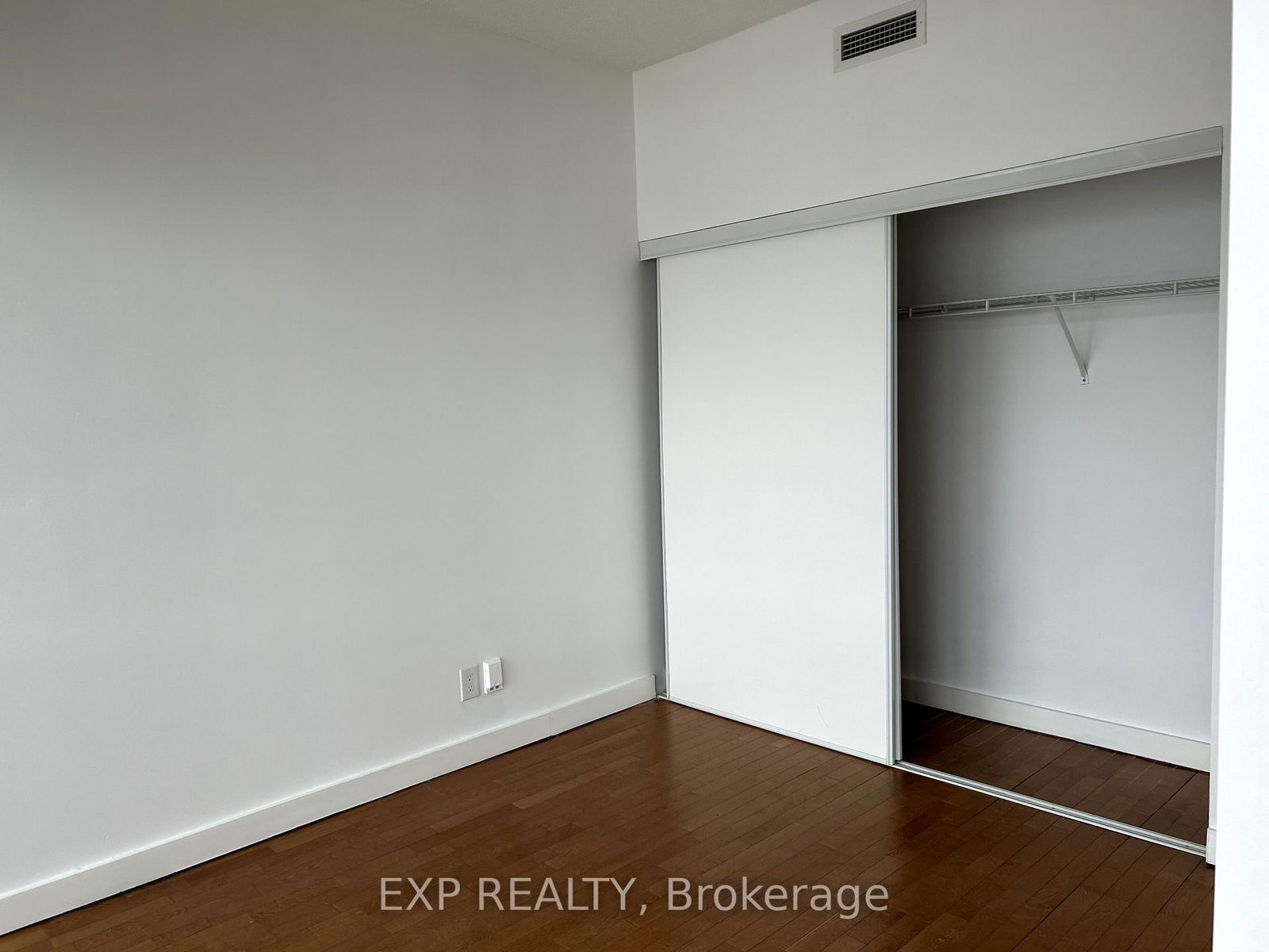 33 Mill St, unit 2305 for rent