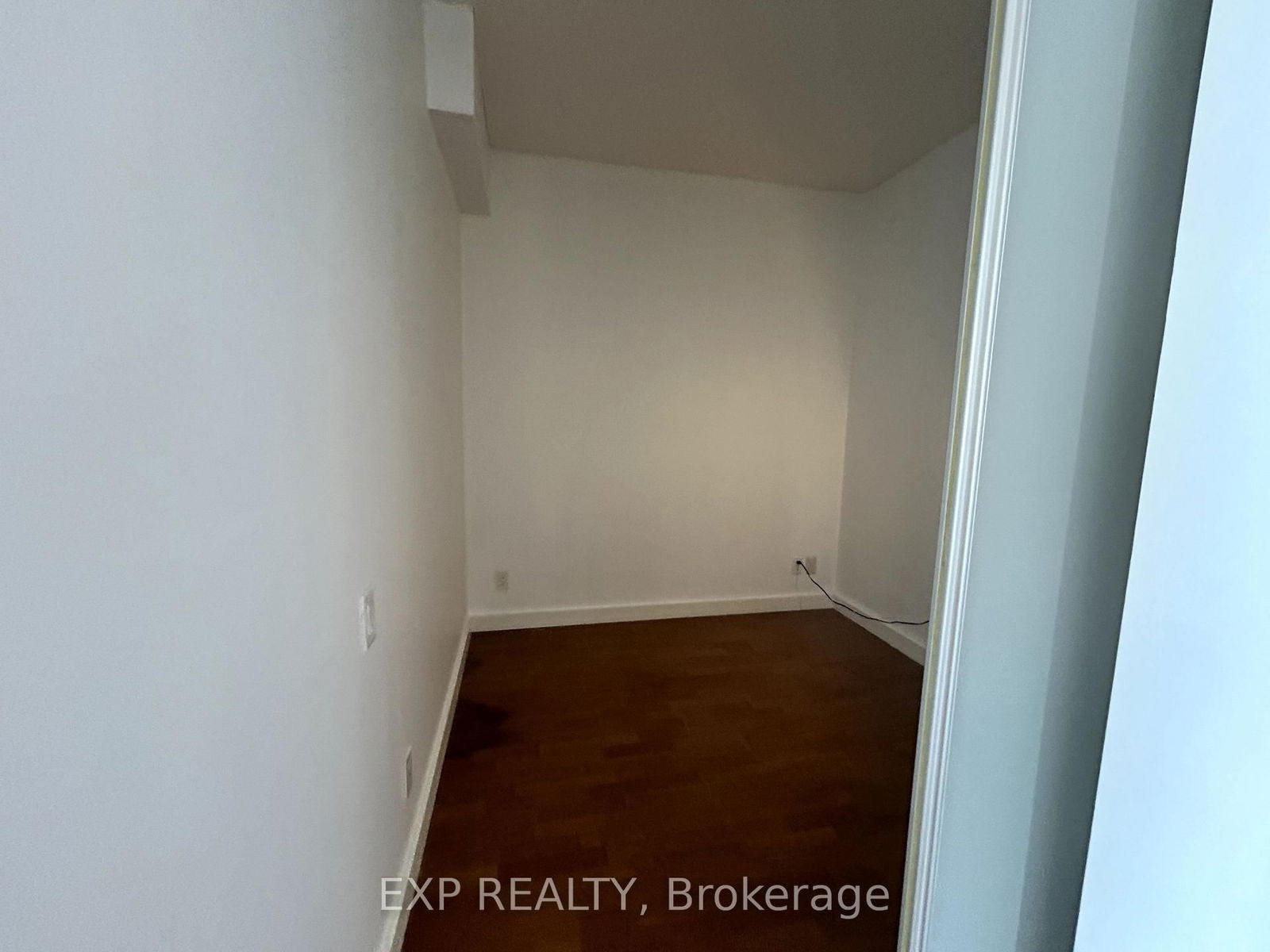 33 Mill St, unit 2305 for rent