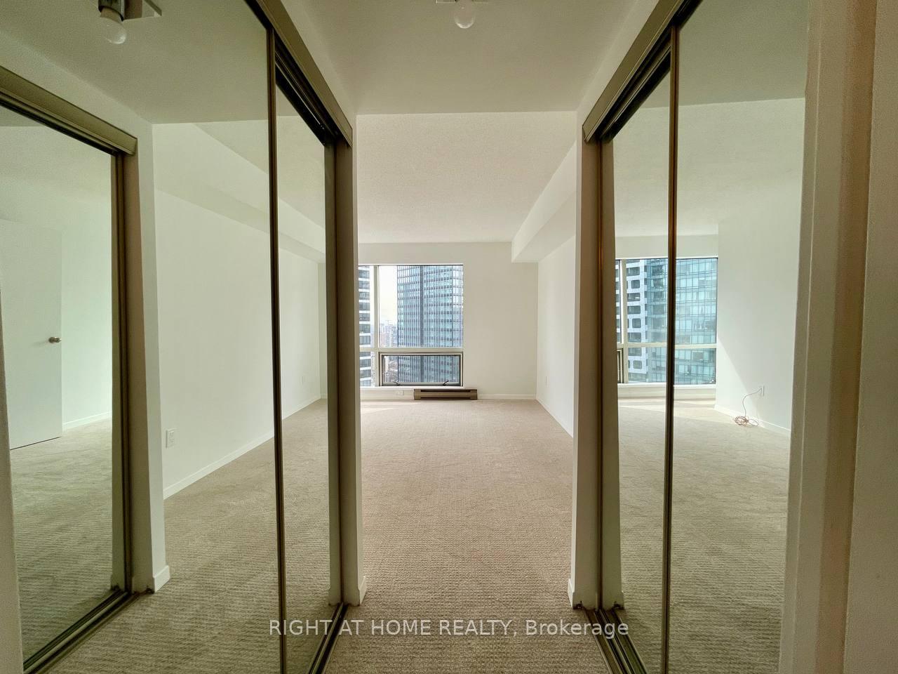 1001 Bay St, unit 3104 for sale