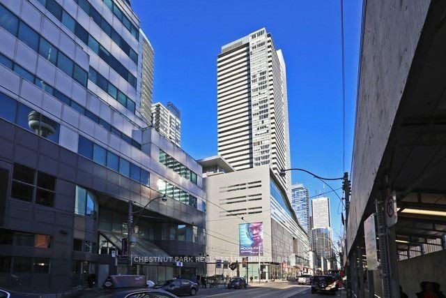 Festival Tower, Downtown, Toronto