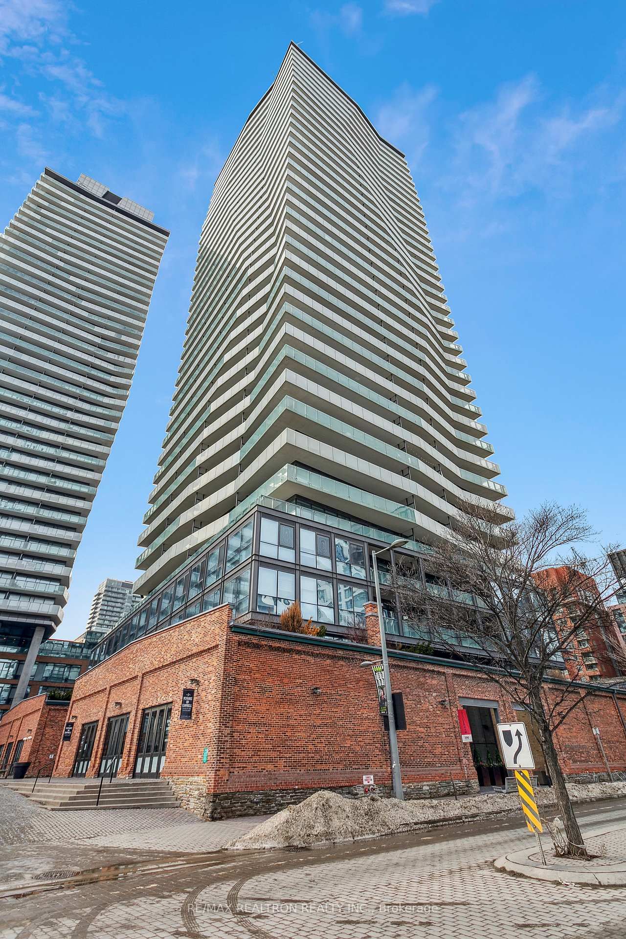 390 Cherry St, unit 2302 for sale