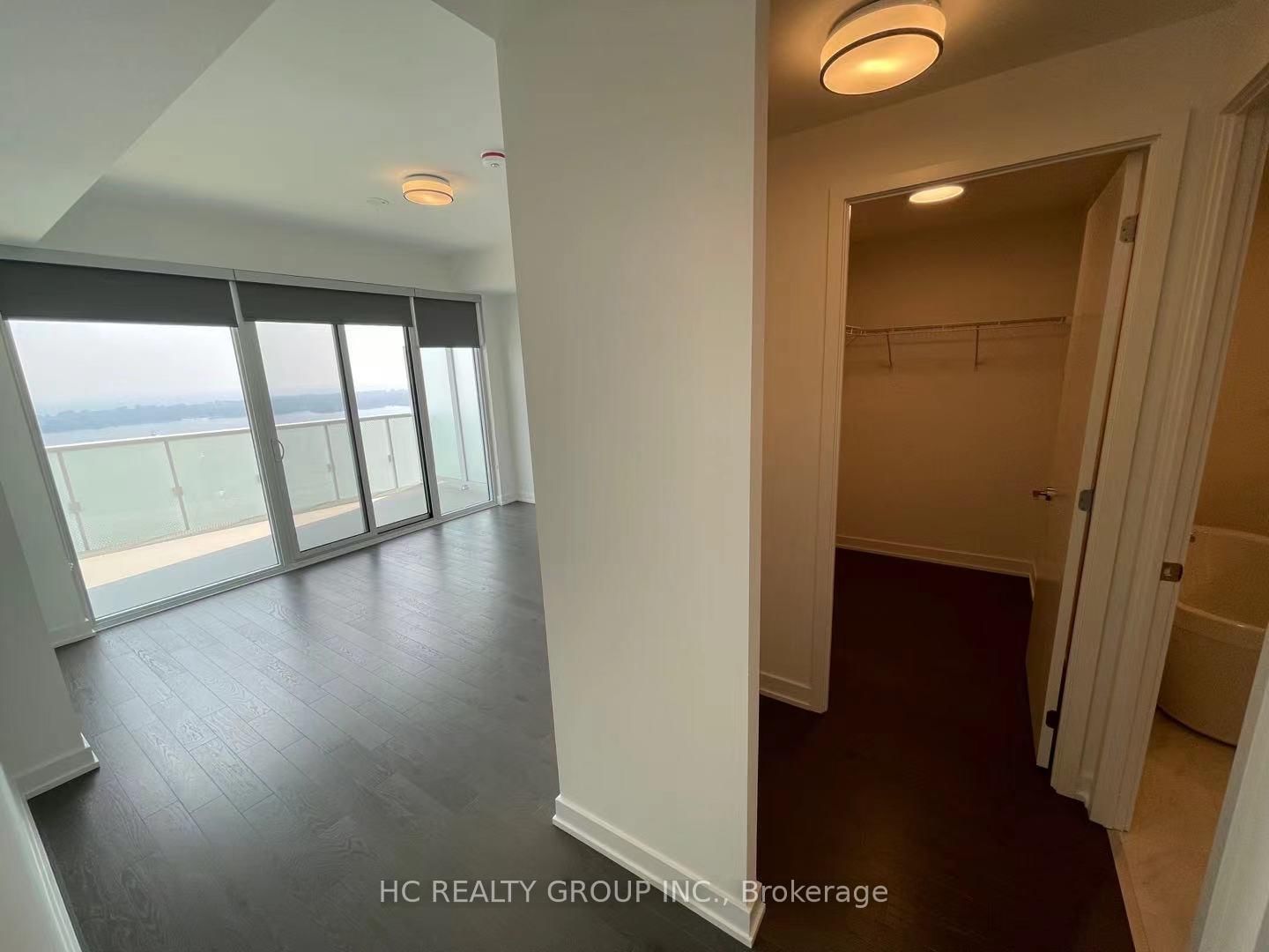 15 Queens Quay E, unit 3302 for rent