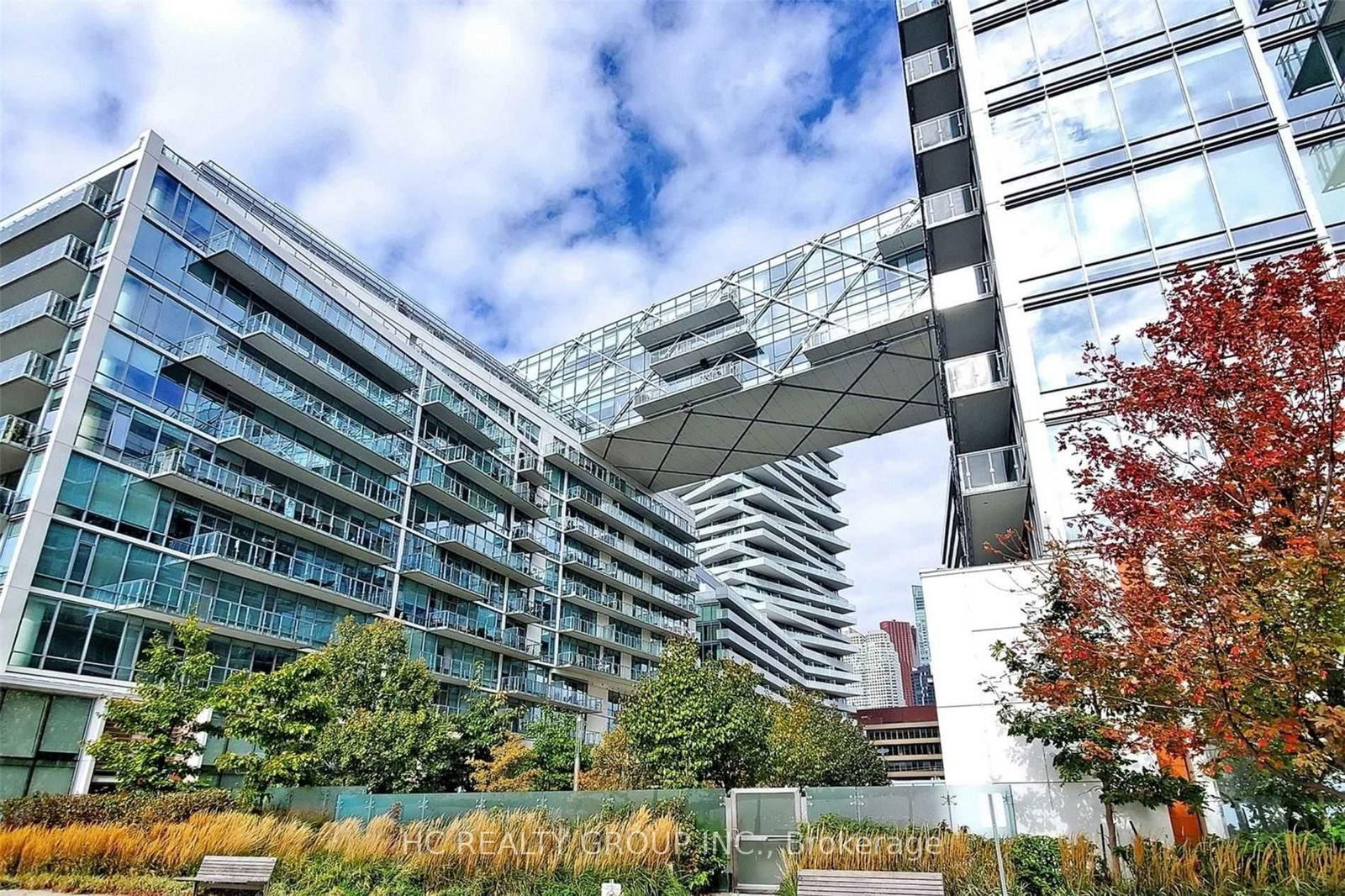 15 Queens Quay E, unit 3302 for rent