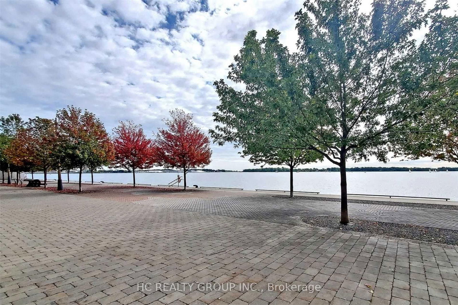 15 Queens Quay E, unit 3302 for rent