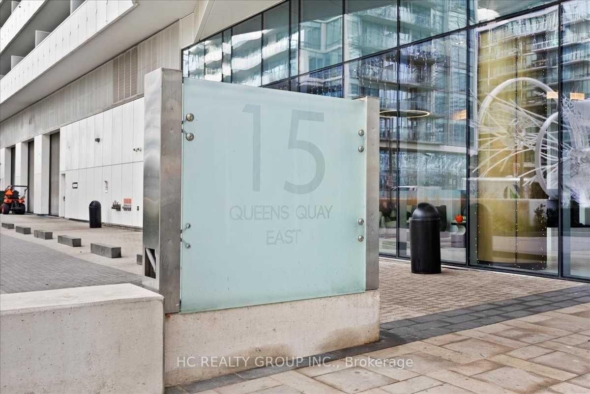 15 Queens Quay E, unit 3302 for rent