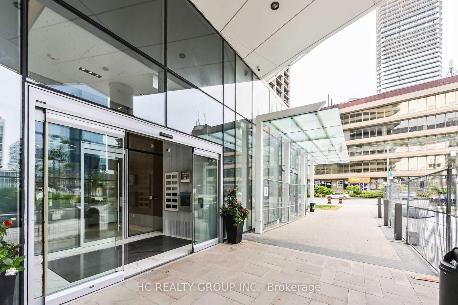 15 Queens Quay E, unit 3302 for rent