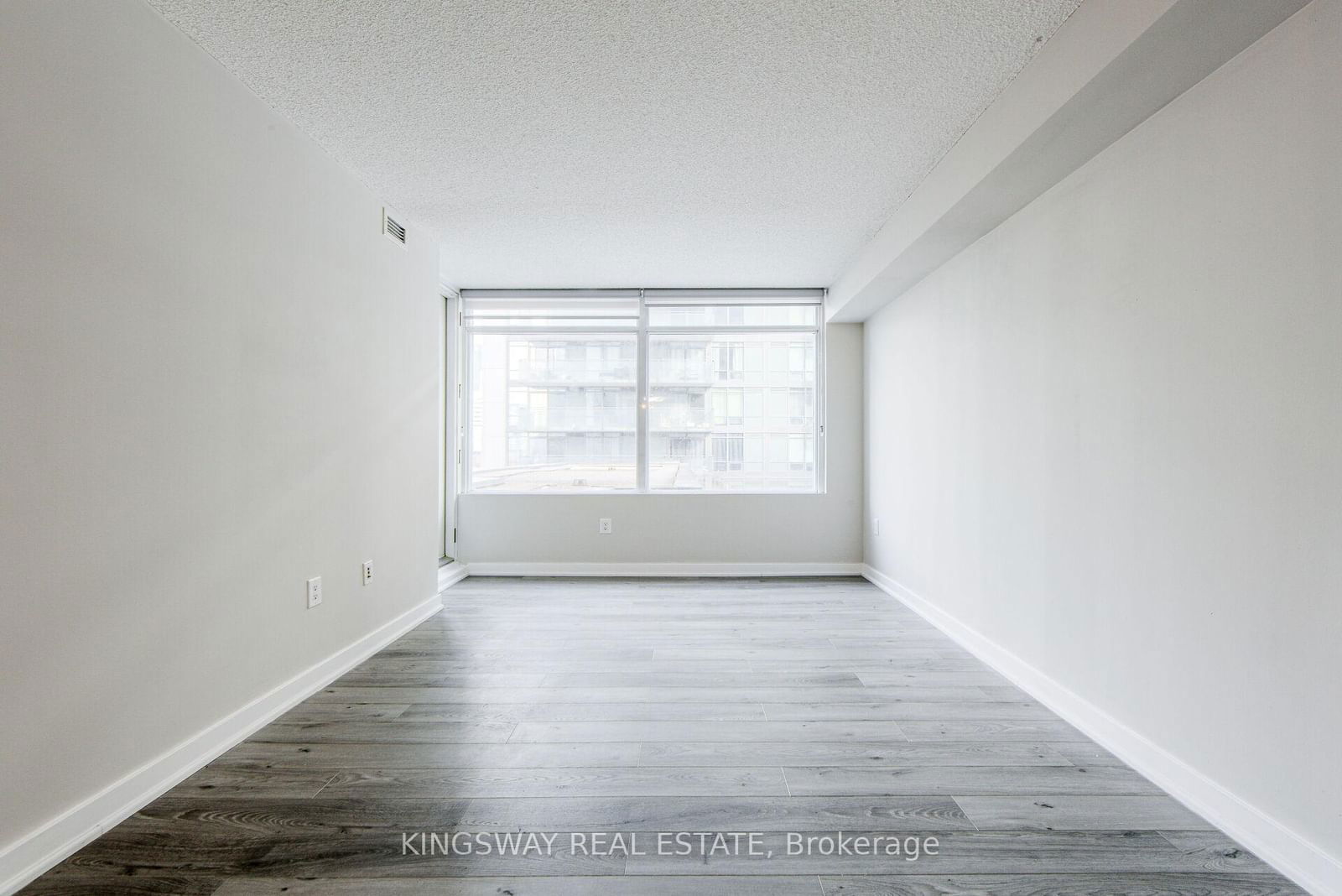 25 Telegram Mews, unit 303 for sale