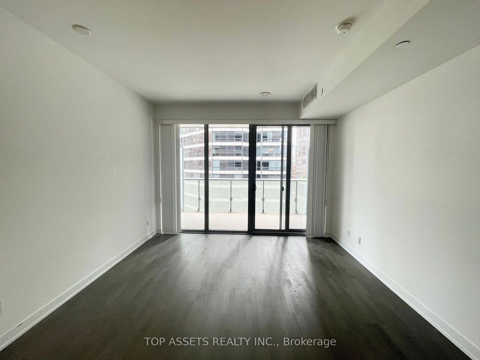 57 St  Joseph St, unit 1007 for rent