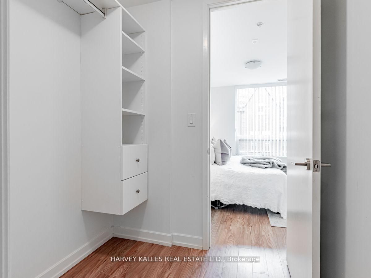 377 Madison Ave, unit 314 for sale