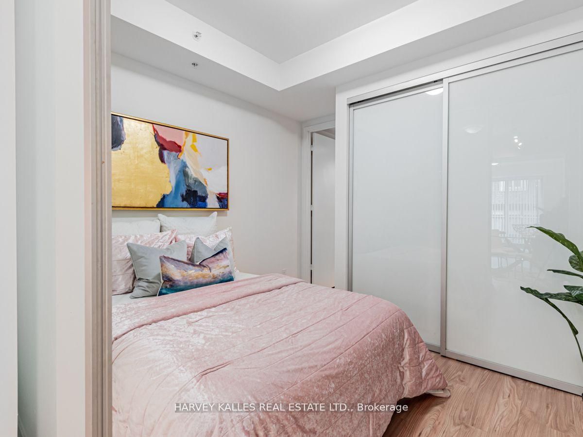 377 Madison Ave, unit 314 for sale