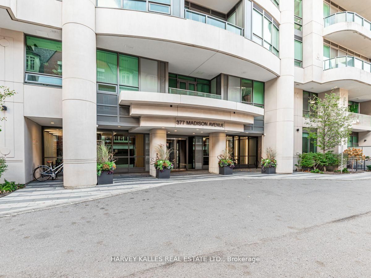 377 Madison Ave, unit 314 for sale