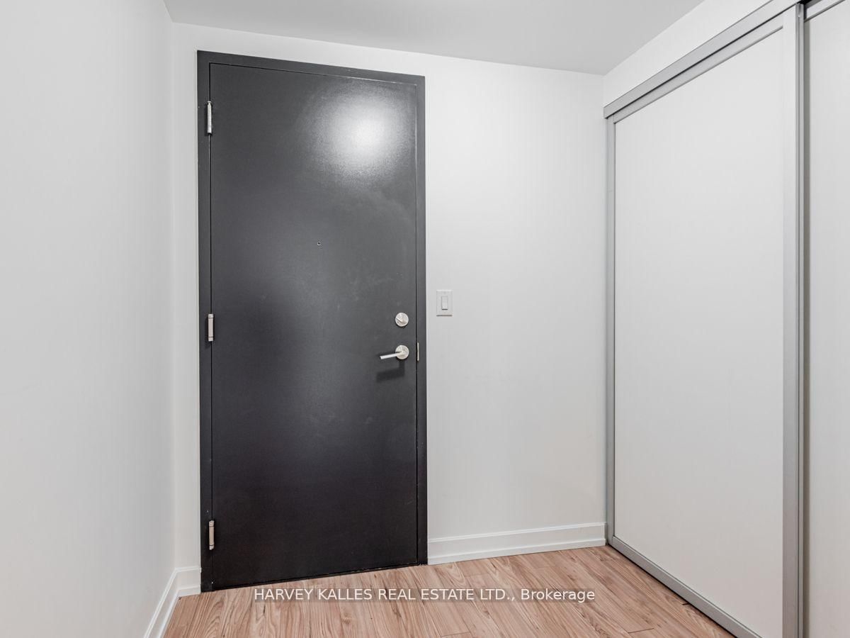 377 Madison Ave, unit 314 for sale