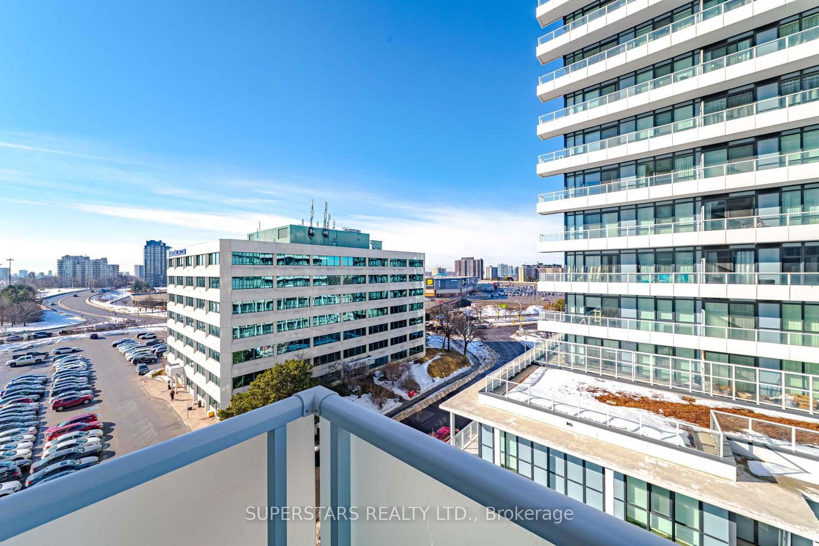 188 Fairview Mall Dr, unit 830 for sale