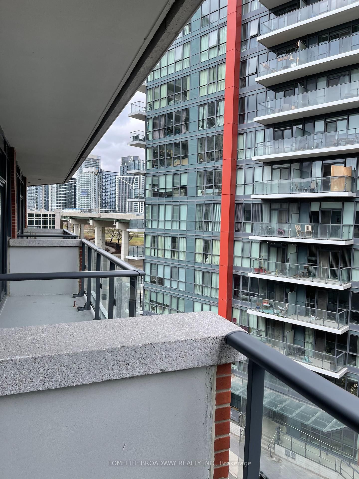 38 Iannuzzi St, unit 733 for sale