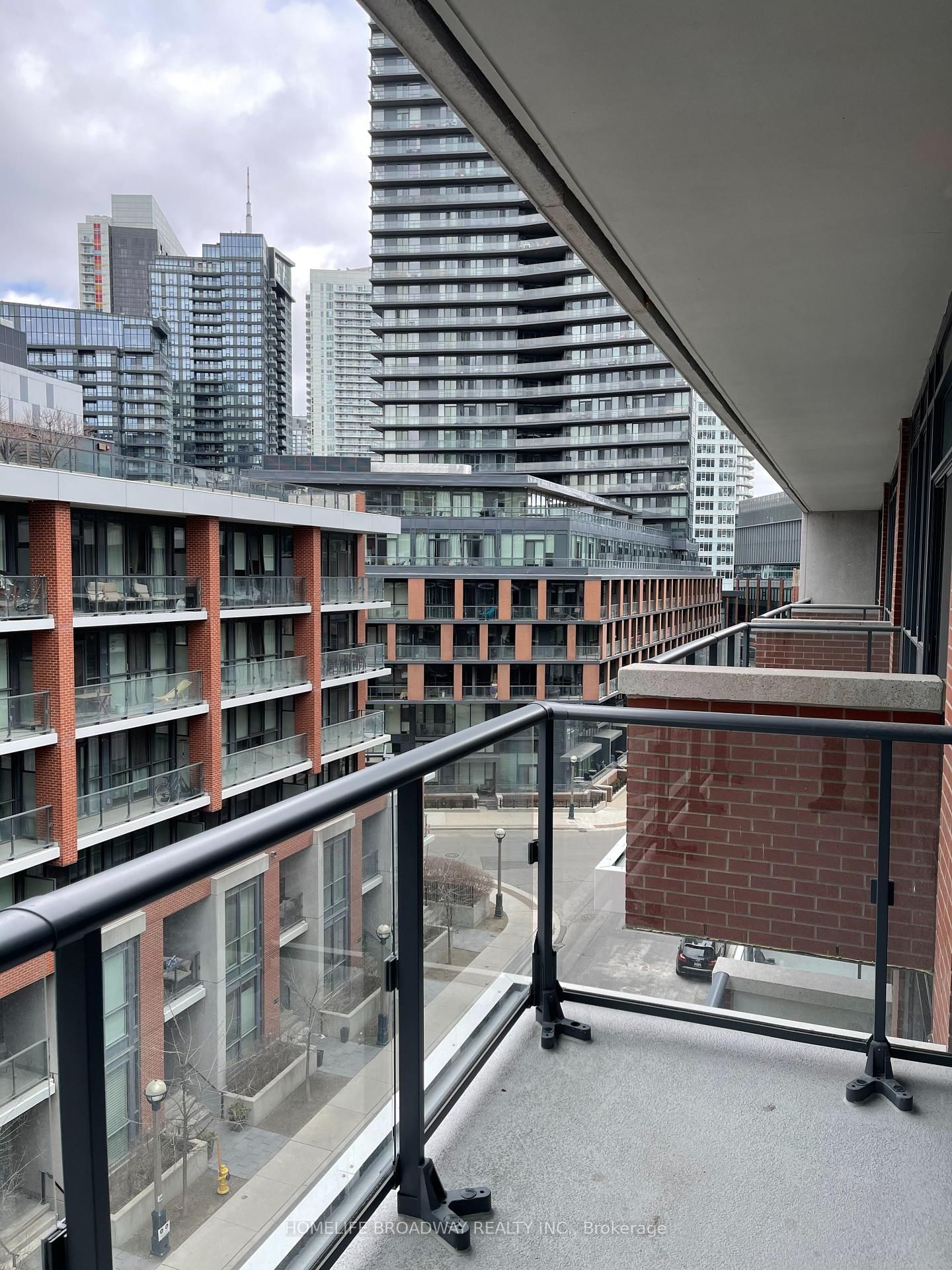 38 Iannuzzi St, unit 733 for sale