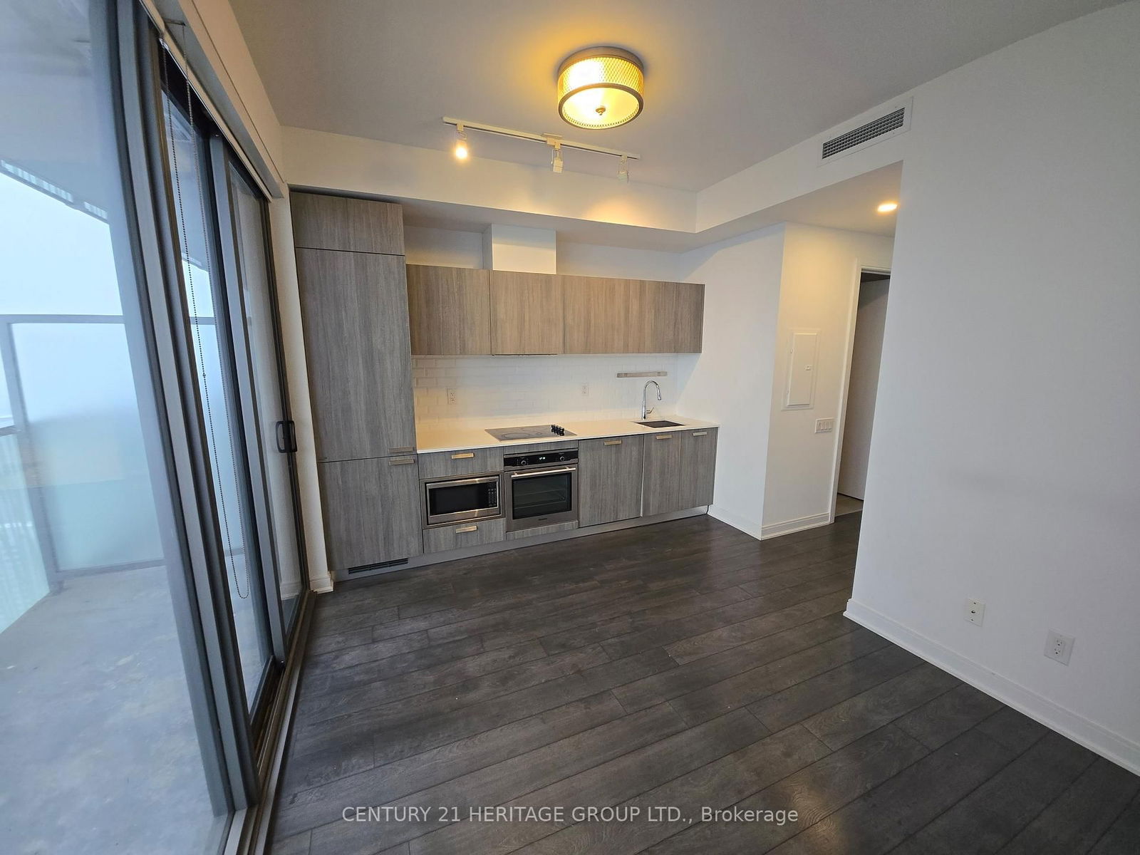 50 Charles St, unit 3912 for sale