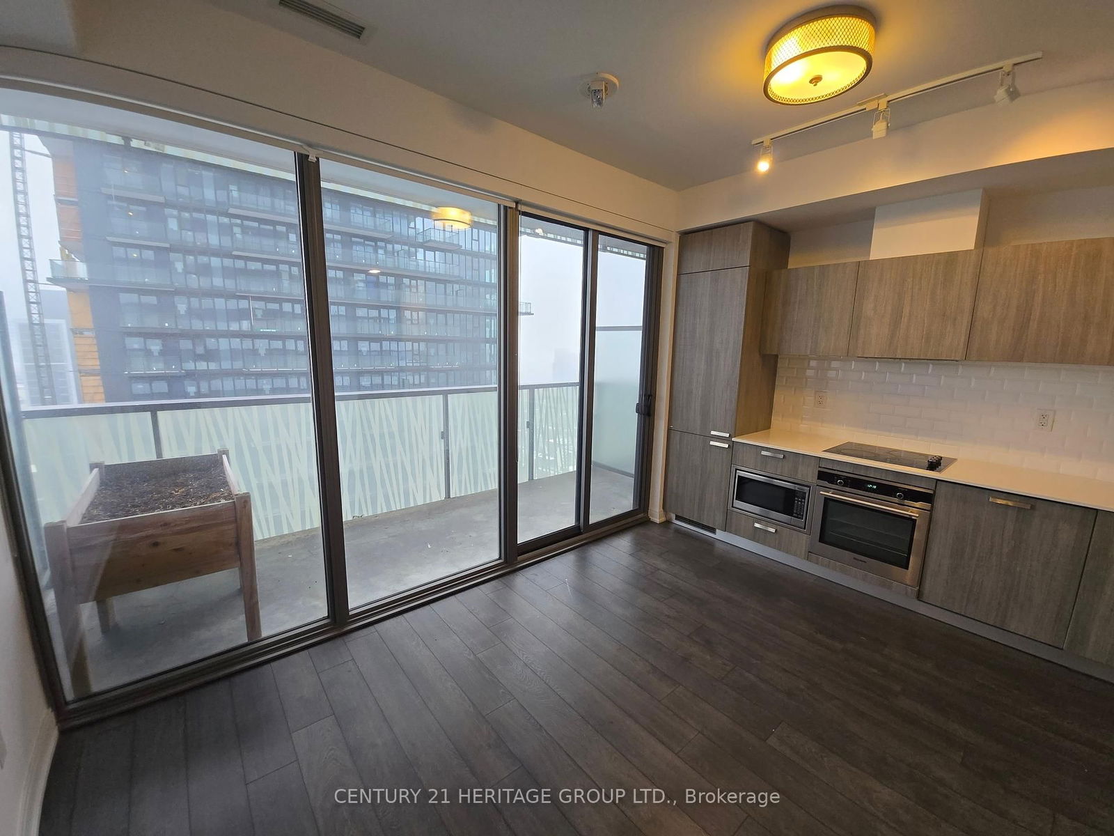 50 Charles St, unit 3912 for sale