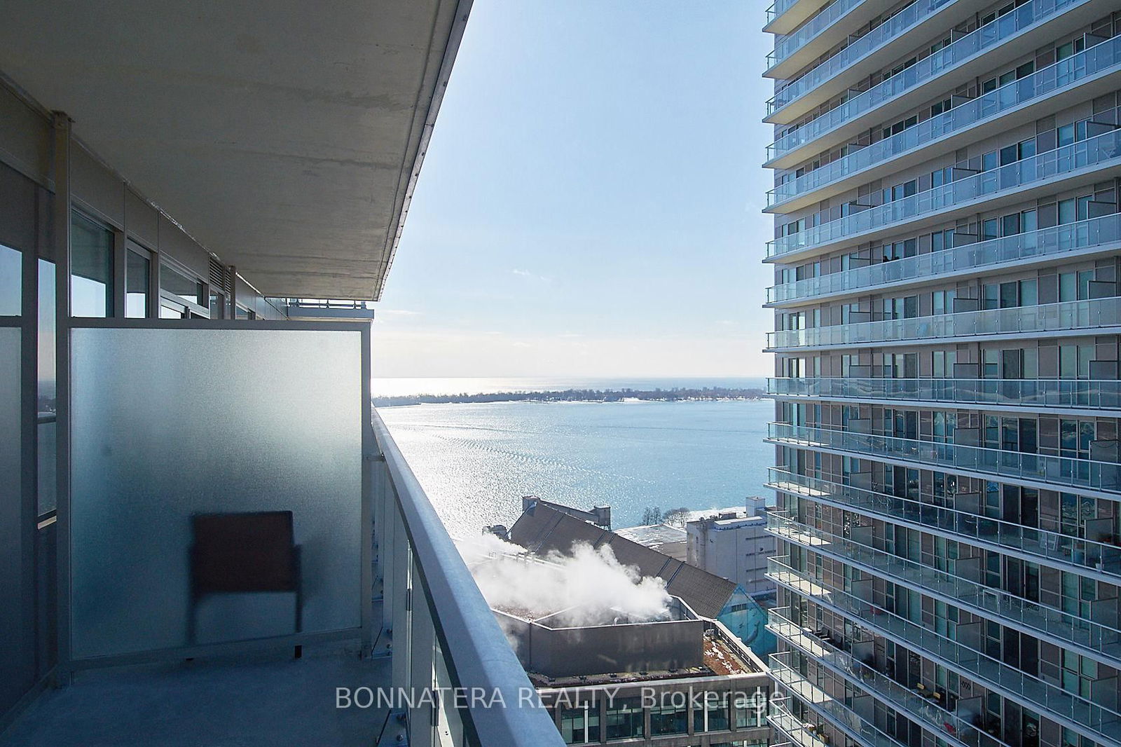 20 Richardson St E, unit 2707 for rent