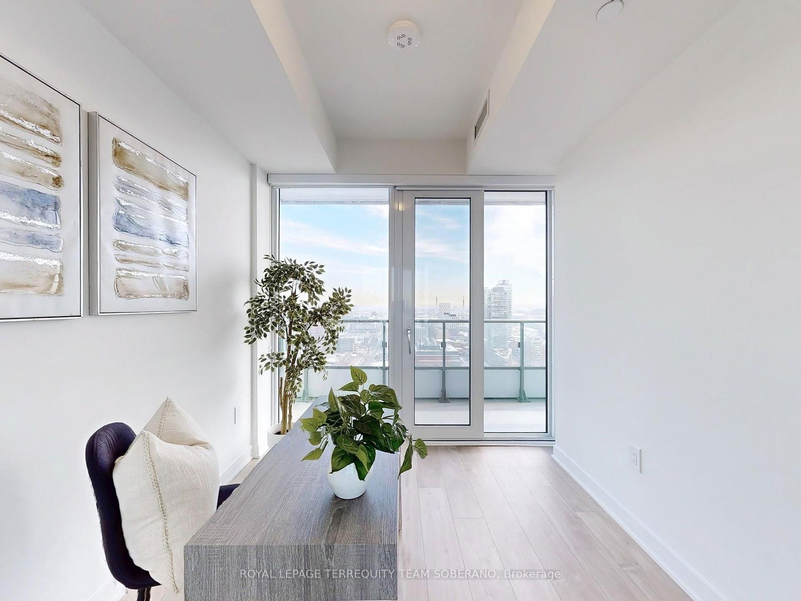 70 Princess St, unit 2605 for sale