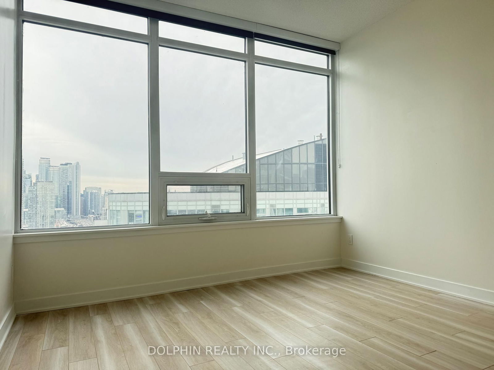 17 Bathurst St, unit 3312 for rent