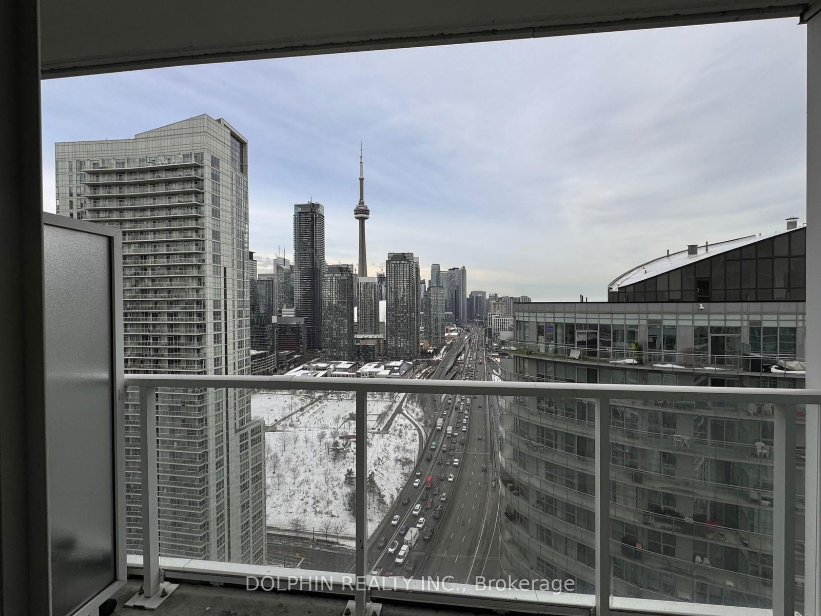 17 Bathurst St, unit 3312 for rent