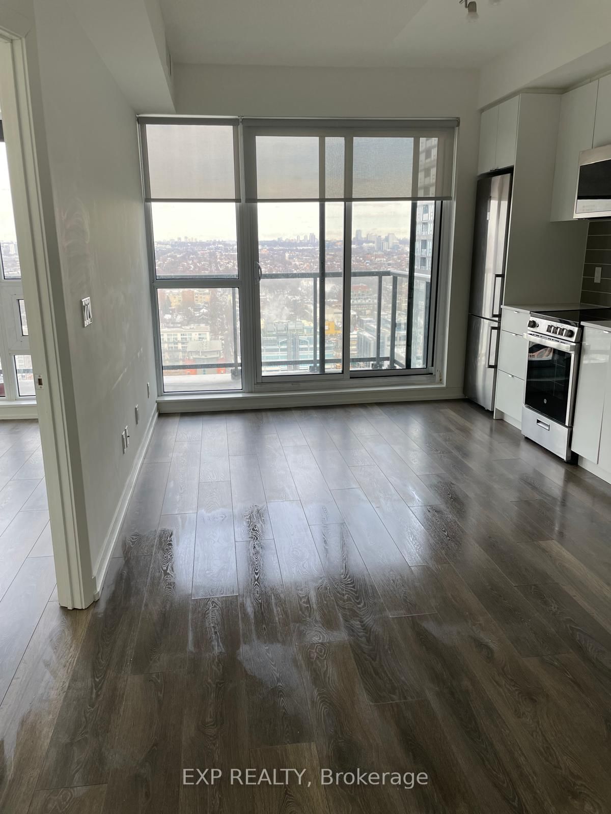 49 East Liberty St, unit 2410 for rent