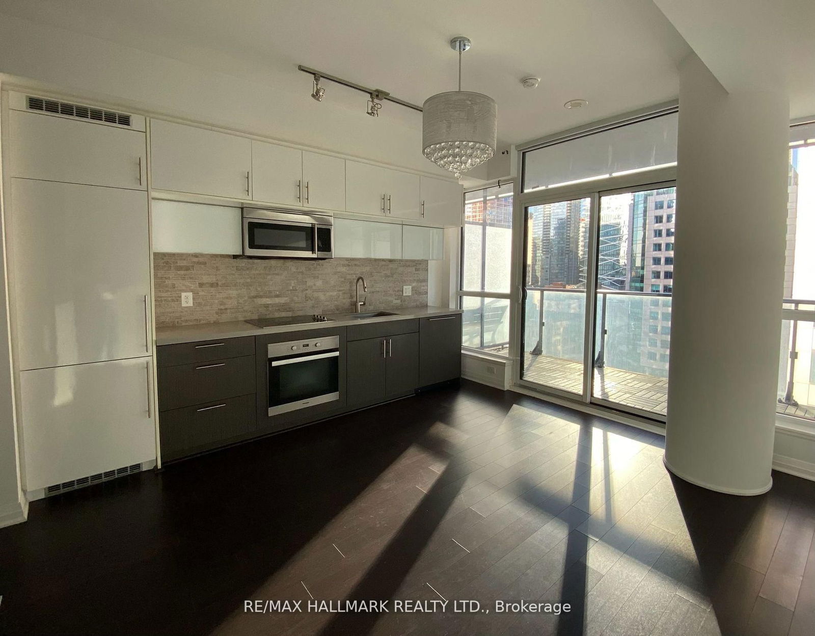 8 Mercer St, unit 1204 for rent