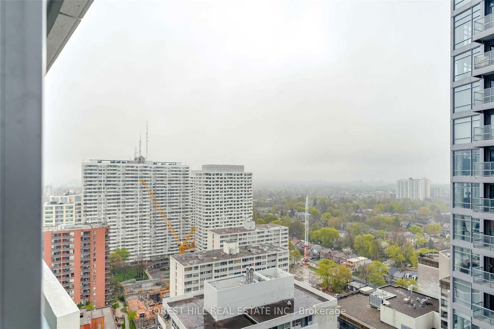 2221 Yonge St, unit 4605 for rent