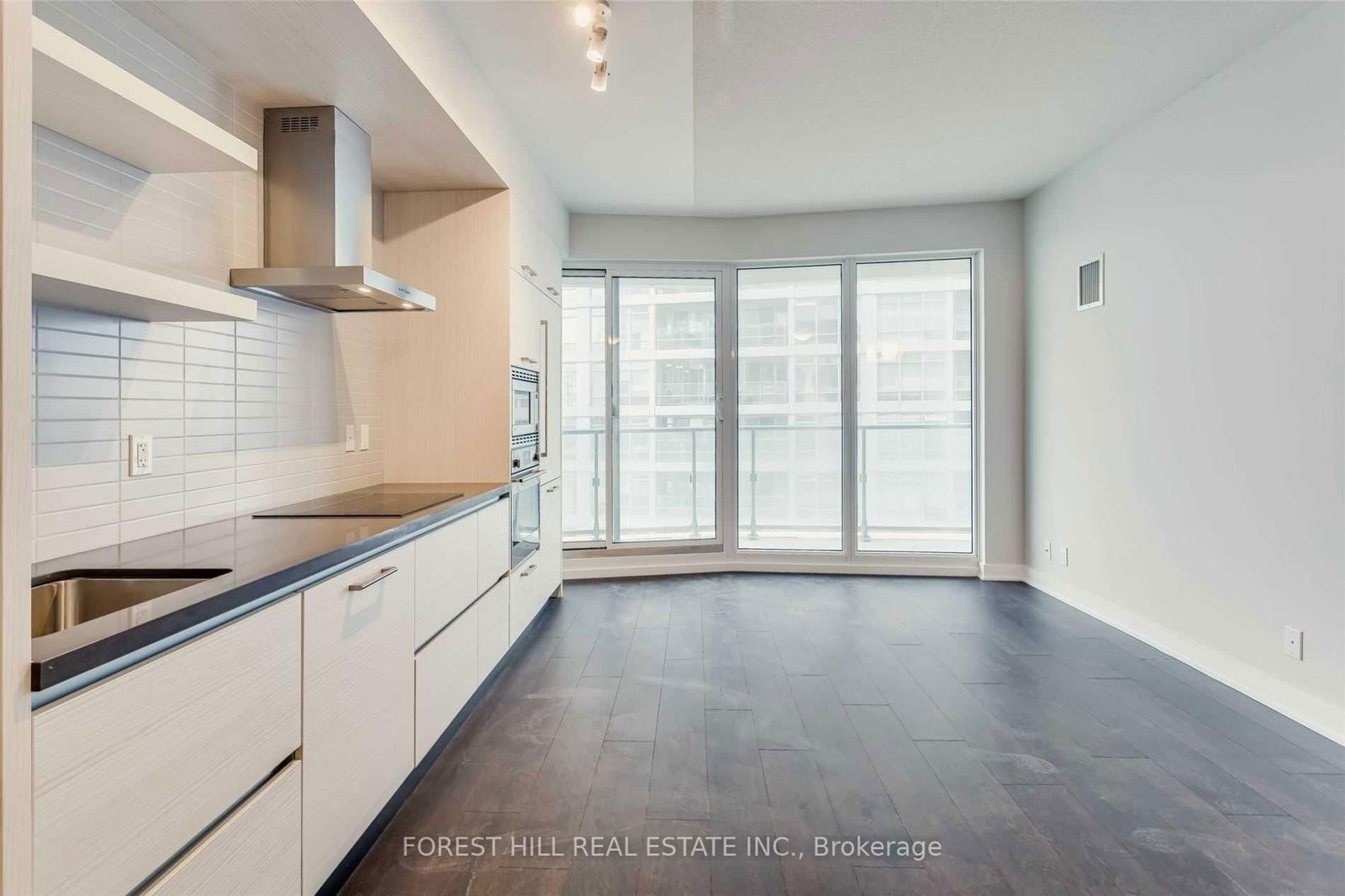 2221 Yonge St, unit 4605 for rent